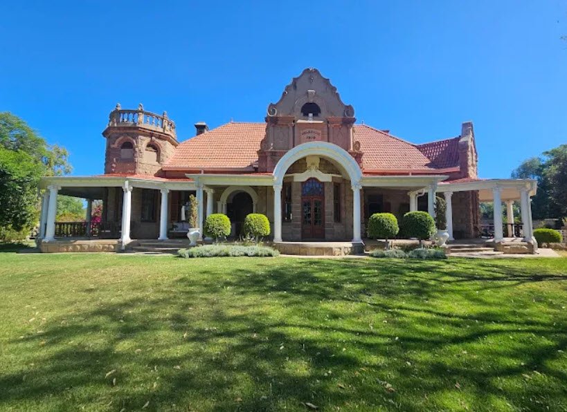 Welgeluk Feather Palace, South Africa